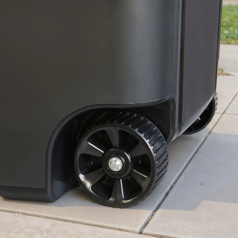 Close-up of the rear wheel on an EcoGuard 32 and 45 gallon wheeled
outdoor trash can